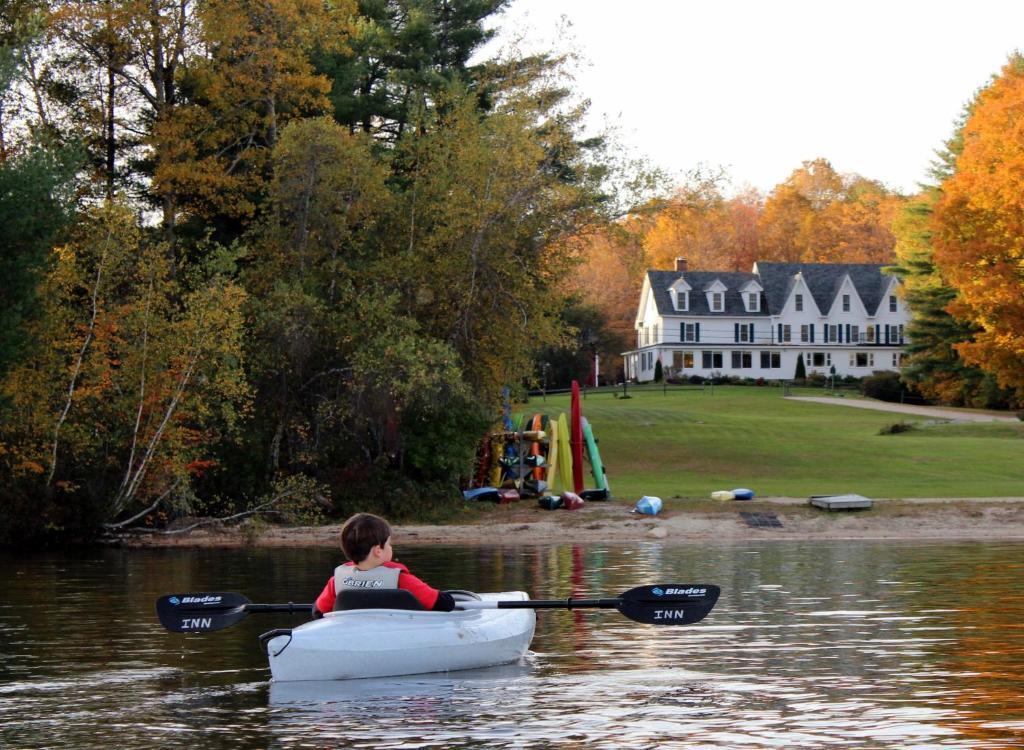 Inn At Pleasant Lake New London Eksteriør bilde